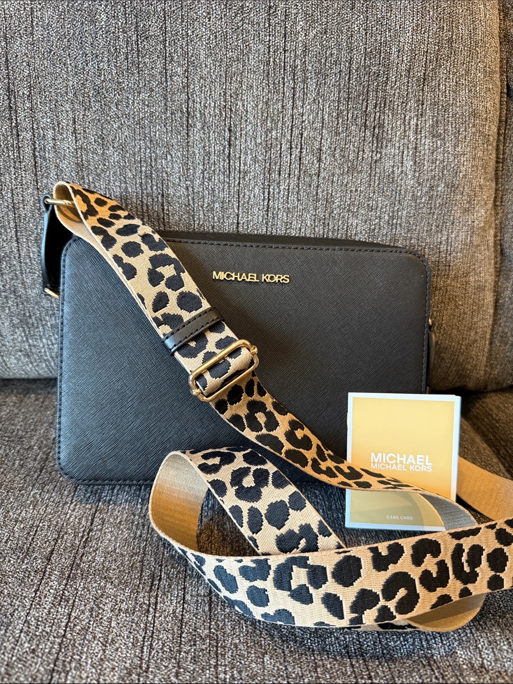 NWOT MICHAEL KORS ADJUSTABLE CROSSBODY BAG